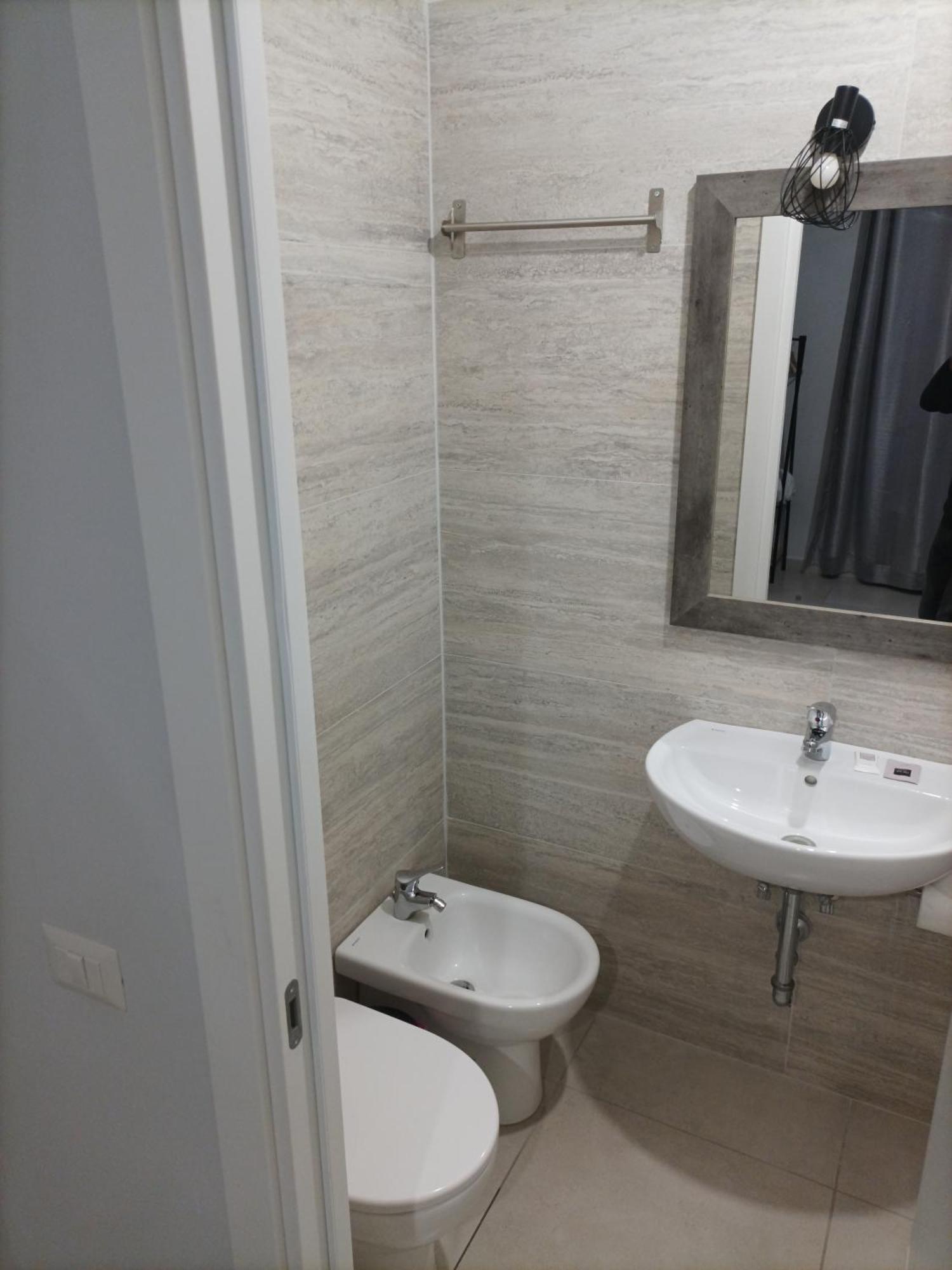 Angi Home Rome Bagian luar foto